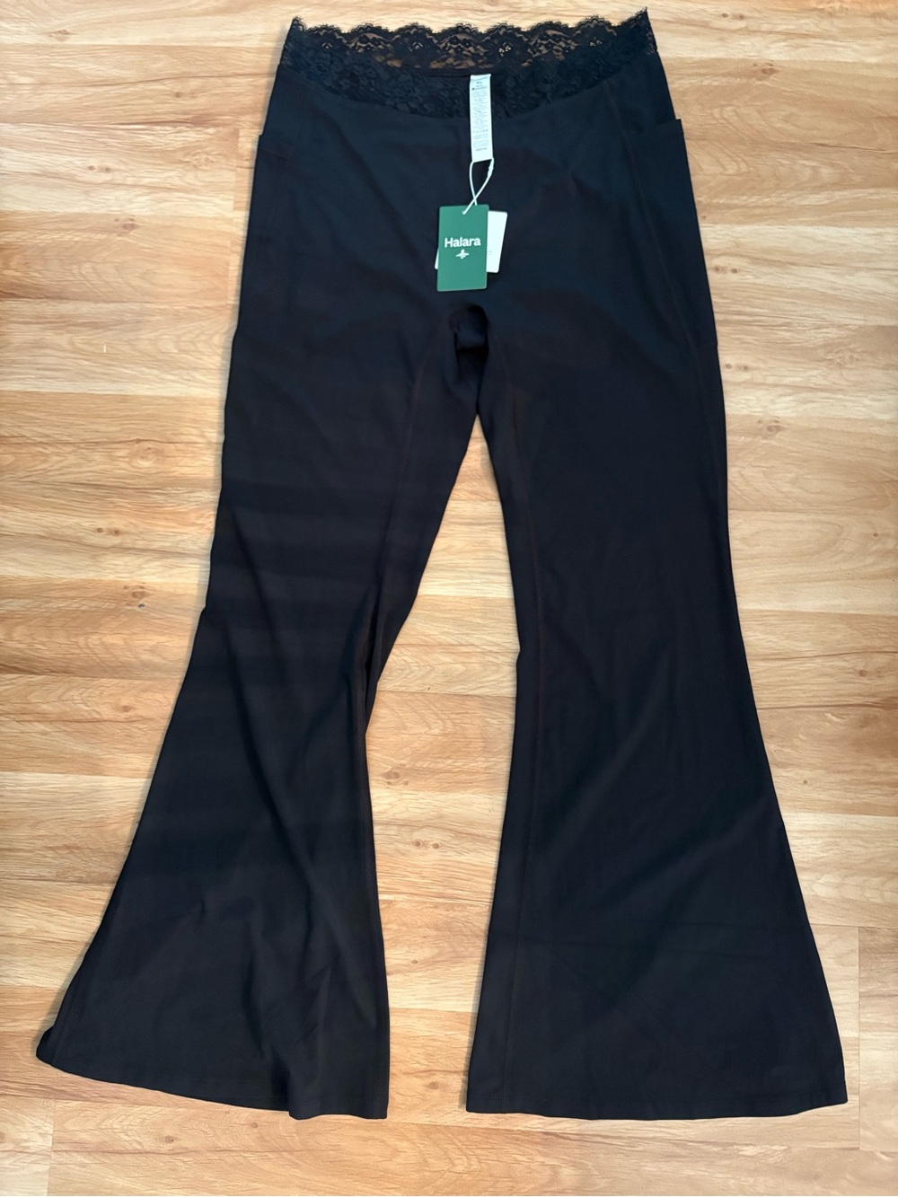 HALARA Black Lace-Waist Flare Pants